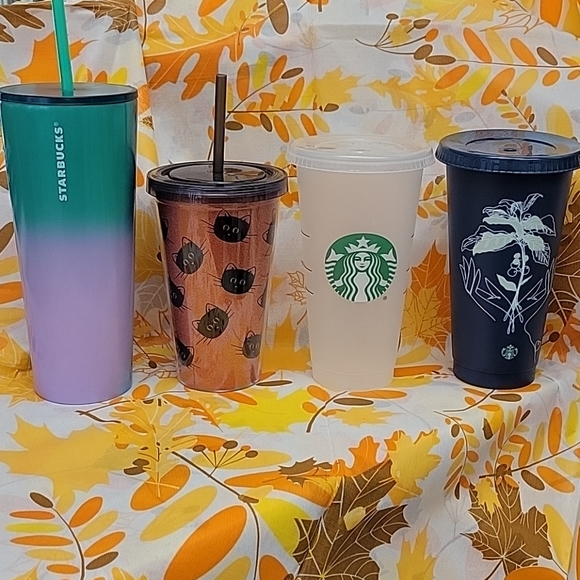 Nice Starbucks set of 4 ☕️